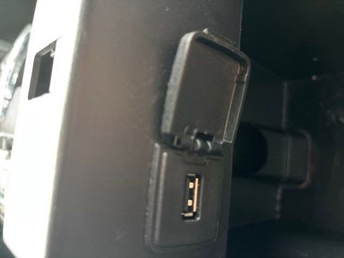 Used 2019 Ford Explorer XLT w/ Equipment Group 202A image 44