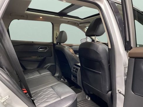 Certified 2021 Nissan Rogue Platinum AWD/4WD image 28