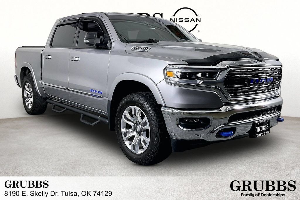 Used 2024 RAM 1500 Limited AWD/4WD image 1