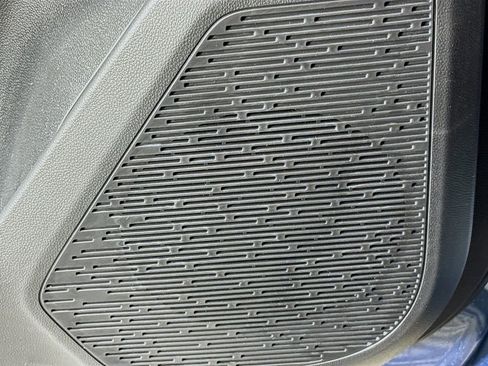 New 2026 GMC Terrain Denali w/ LPO, Black Badging Package image 25