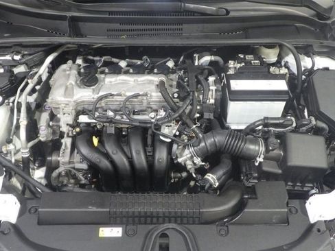 Used 2022 Toyota Corolla XLE image 10