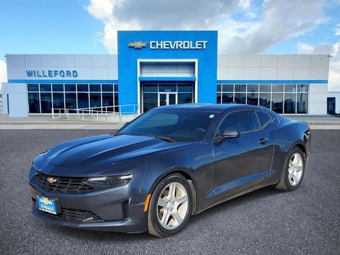Used 2019 Chevrolet Camaro LT image 1