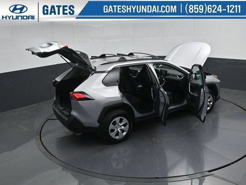 Used 2021 Toyota RAV4 LE FWD image 48