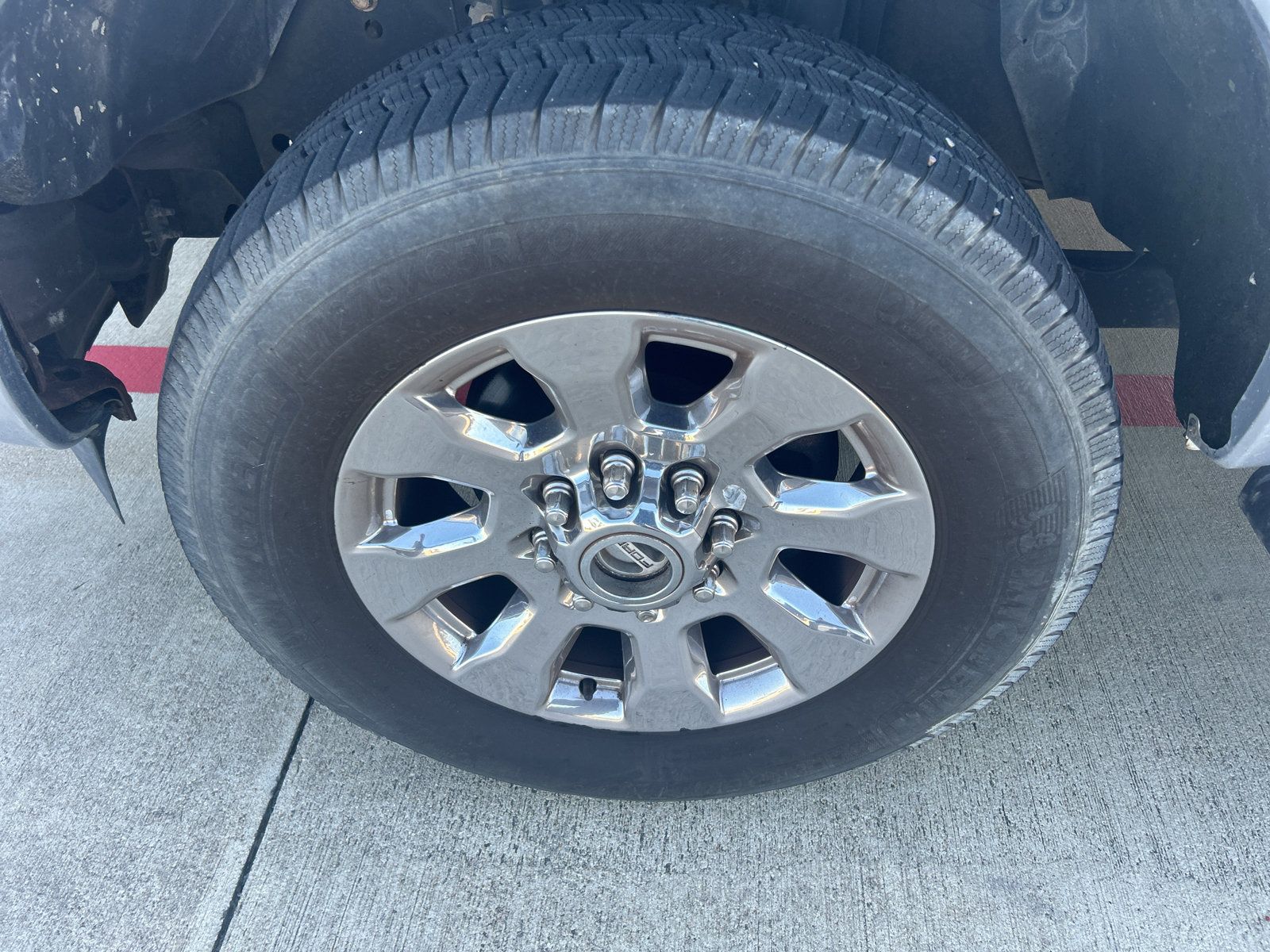 Used 2016 Ford F250 XL w/ Power Equipment Group AWD/4WD image 16