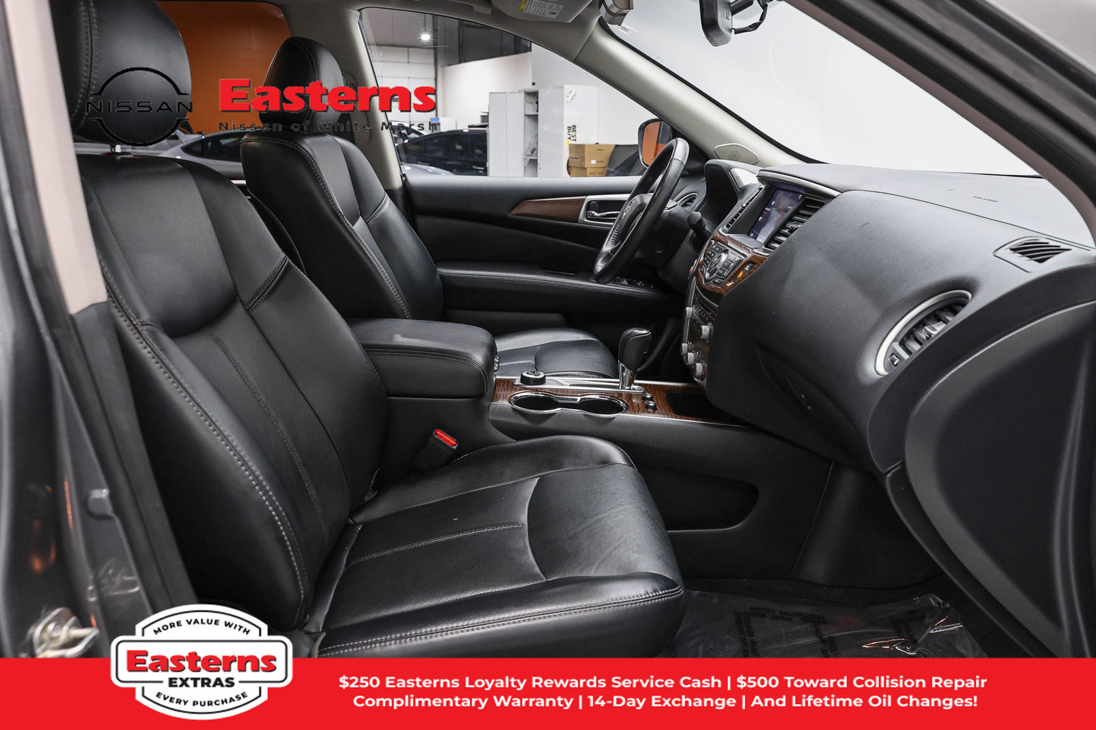 Used 2020 Nissan Pathfinder Platinum AWD/4WD image 27