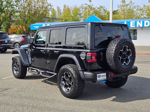 Used 2022 Jeep Wrangler Unlimited Rubicon 4xe w/ Steel Bumper Group AWD/4WD image 7