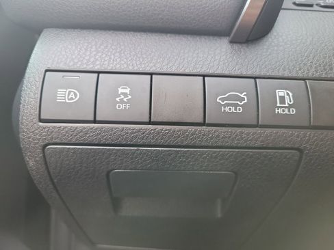 Used 2021 Toyota Camry XSE image 31