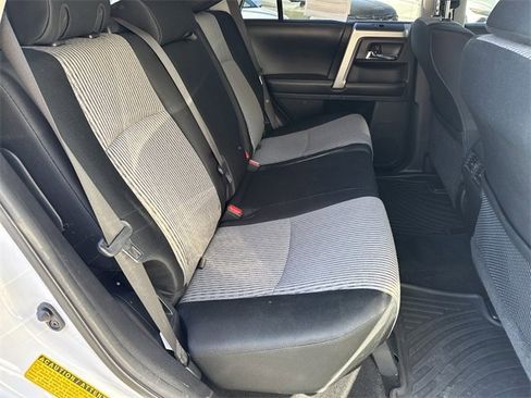 Used 2016 Toyota 4Runner SR5 image 15