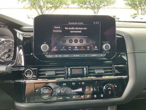 Used 2023 Nissan Pathfinder Rock Creek AWD/4WD image 28