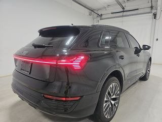 Used 2024 Audi Q8 e-tron Prestige w/ Prestige Package AWD/4WD image 2