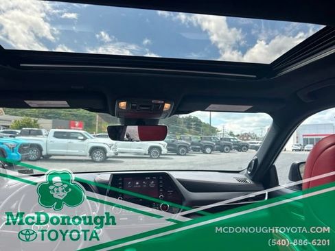 Used 2022 Toyota Highlander XSE AWD/4WD image 12