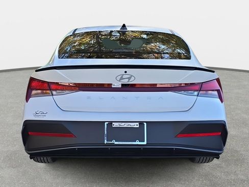 New 2026 Hyundai Elantra Sport image 6