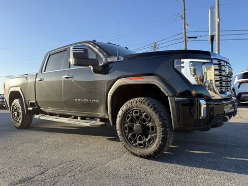 Used 2024 GMC Sierra 2500 Denali w/ Denali Reserve Package image 7