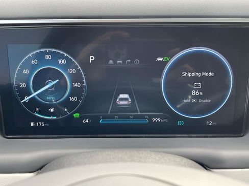 Used 2024 Hyundai Tucson Limited image 16