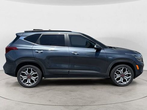 Used 2021 Kia Seltos SX w/ SX Sunroof Package AWD/4WD image 6