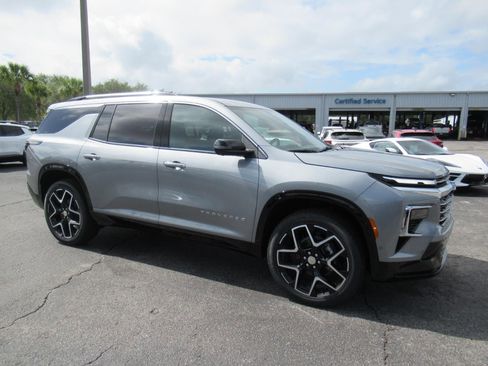 New 2026 Chevrolet Traverse High Country FWD image 4