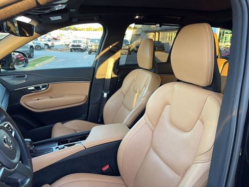 Used 2022 Volvo XC90 T6 Inscription image 16