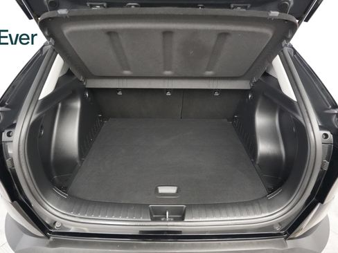 Used 2024 Hyundai Kona SE FWD image 8