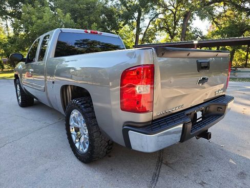 Used 2009 Chevrolet Silverado 1500 LT w/ Texas Edition image 6