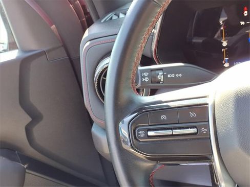 Used 2023 Chevrolet Colorado Z71 image 17