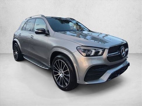 Used 2023 Mercedes-Benz GLE 450 4MATIC image 3