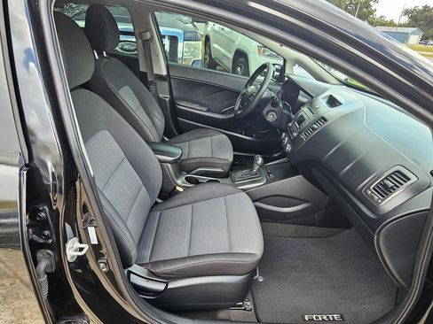 Used 2014 Kia Forte LX w/ Popular Package FWD image 16