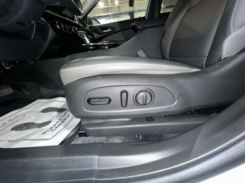 Used 2025 Chevrolet Trax ACTIV w/ Driver Confidence Package image 14