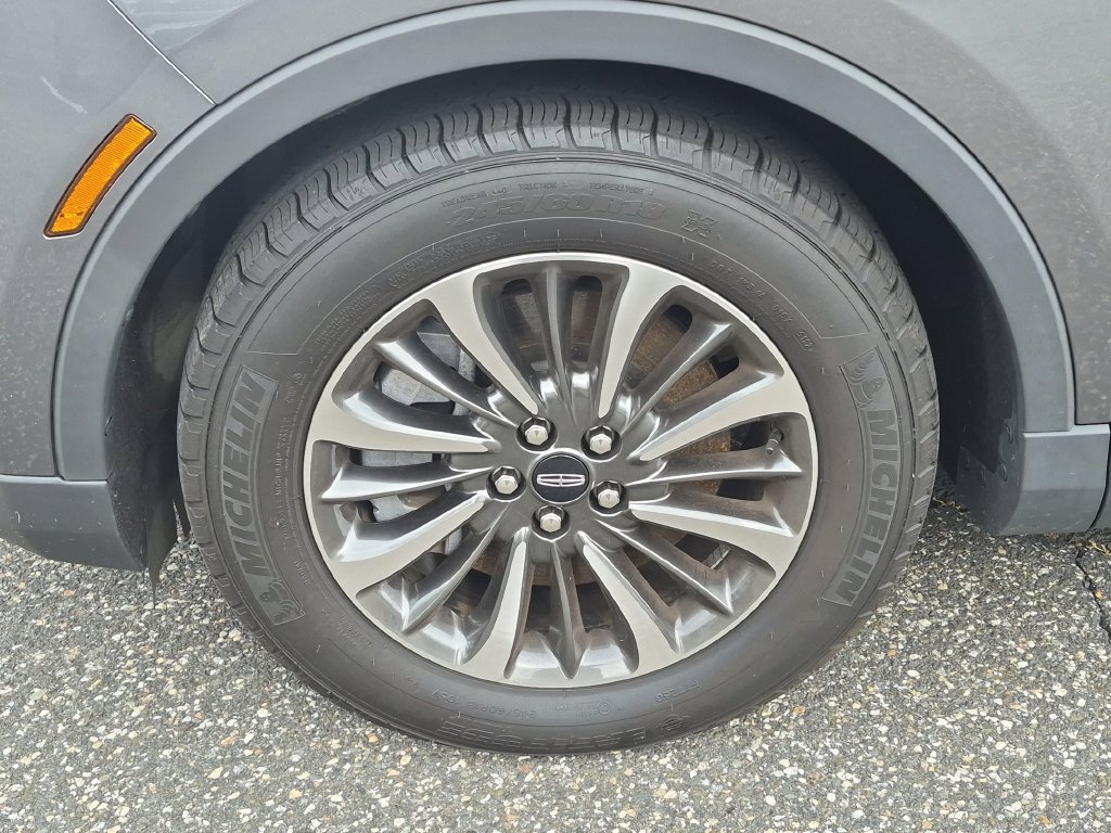 Used 2023 Lincoln Nautilus AWD w/ Premium Package image 28
