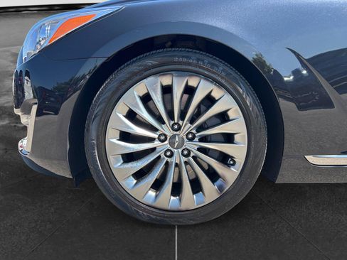 Used 2019 Genesis G90 5.0 Ultimate AWD/4WD image 9