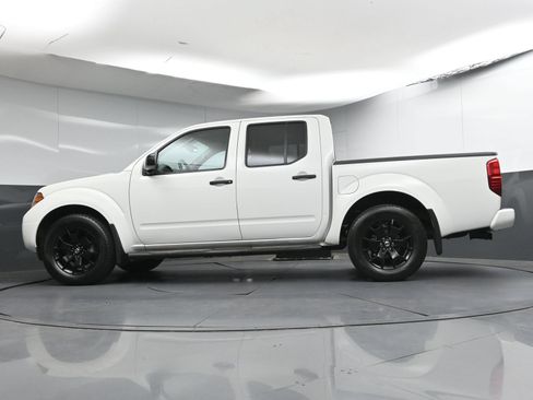 Used 2020 Nissan Frontier SV w/ Midnight Edition Floor Mats RWD image 26