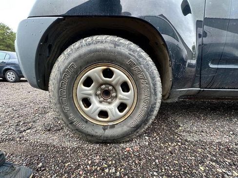 Used 2011 Nissan Xterra X RWD image 11