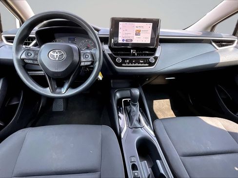 Used 2023 Toyota Corolla LE FWD image 9
