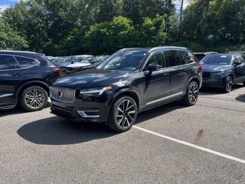 Used 2024 Volvo XC90 B6 Plus w/ Protection Package Premier AWD/4WD image 2