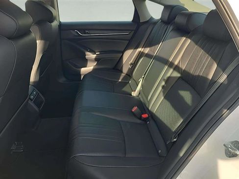 Used 2022 Honda Accord Sport Special Edition image 18