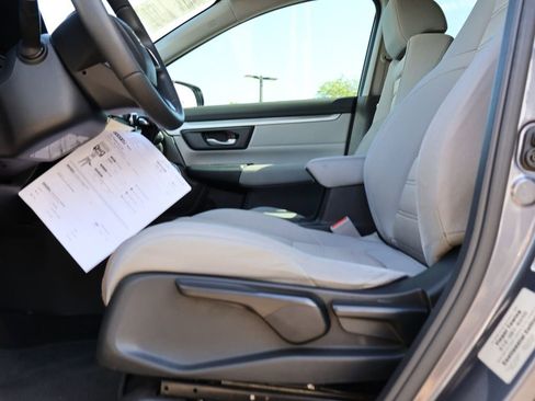 Used 2017 Honda CR-V LX image 27