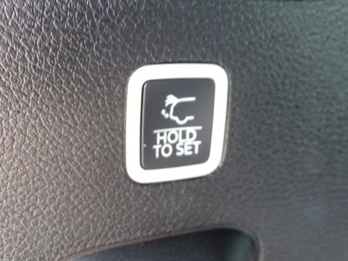 Used 2025 Jeep Wagoneer Series II image 46