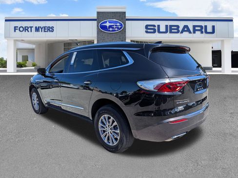 Used 2023 Buick Enclave Essence FWD image 6