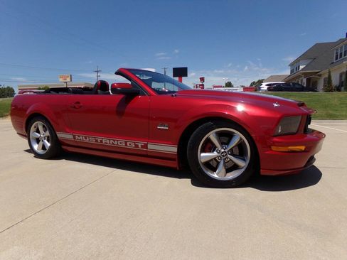 Used 2008 Ford Mustang GT Premium image 9