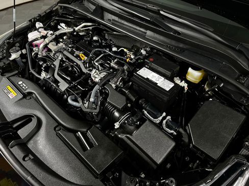 Used 2026 Toyota Corolla SE FWD image 11