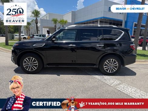 Used 2024 Nissan Armada SL w/ Captain's Chairs Package AWD/4WD image 7