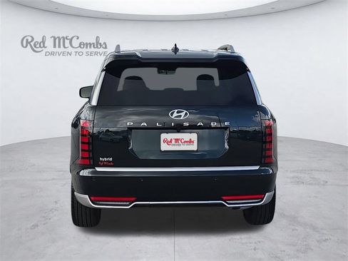 Certified 2026 Hyundai Palisade Calligraphy FWD image 5