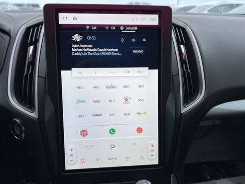 Used 2024 Ford Edge SEL w/ Convenience Package image 21