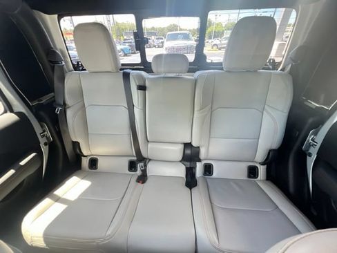 Used 2023 Jeep Gladiator Mojave w/ Cold Weather Group AWD/4WD image 23