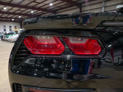 Used 2019 Chevrolet Corvette Grand Sport w/ Z07 Performance Package image 32