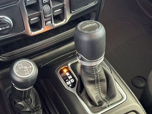 New 2026 Jeep Gladiator Sport AWD/4WD image 21