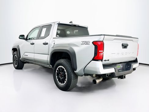 Used 2025 Toyota Tacoma TRD Off-Road image 5