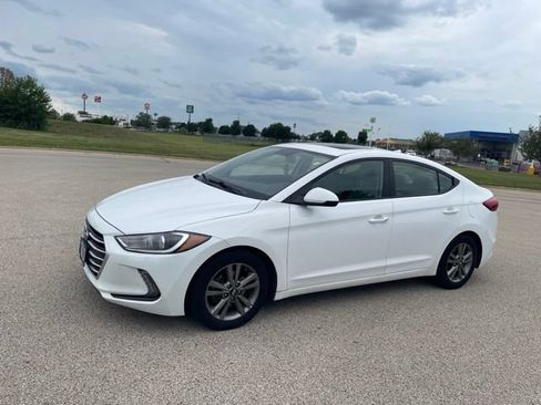 Used 2018 Hyundai Elantra Value Edition FWD image 5