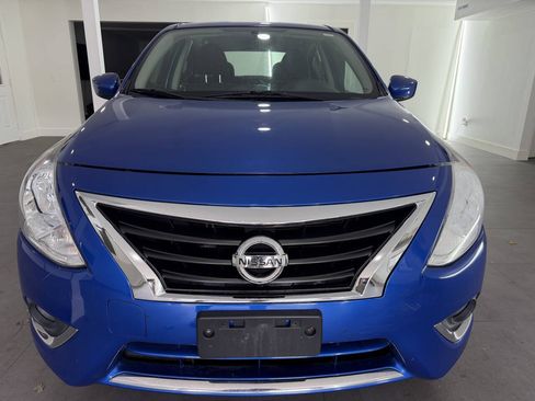 Used 2016 Nissan Versa SV w/ SV Appearance Package FWD image 13