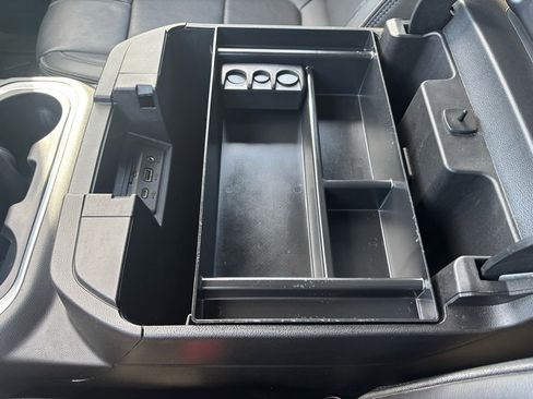 Used 2022 Chevrolet Silverado 2500 High Country w/ Z71 Off-Road Package image 29