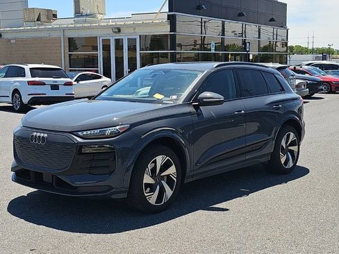 Certified 2025 Audi Q6 e-tron Premium Plus w/ Premium Plus AWD/4WD image 16